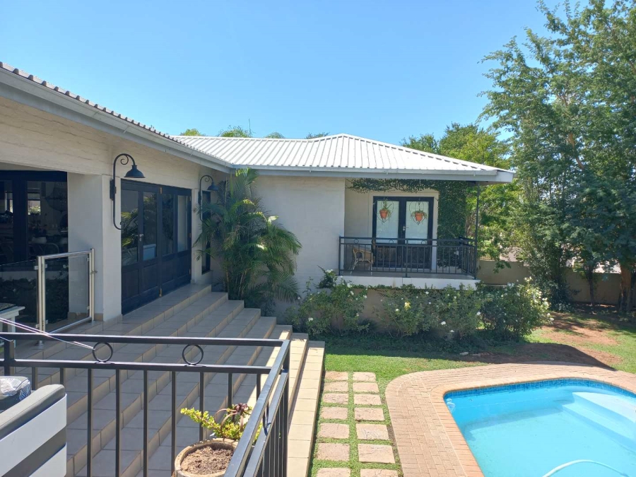 5 Bedroom Property for Sale in Keidebees Northern Cape